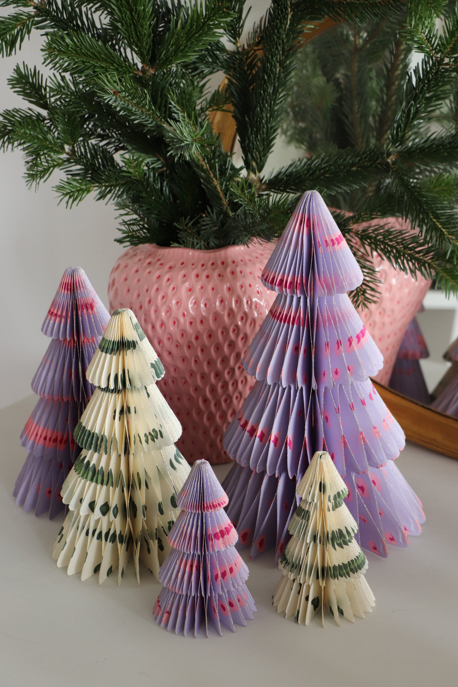 WEIHNACHTSBAUM LEOPARD