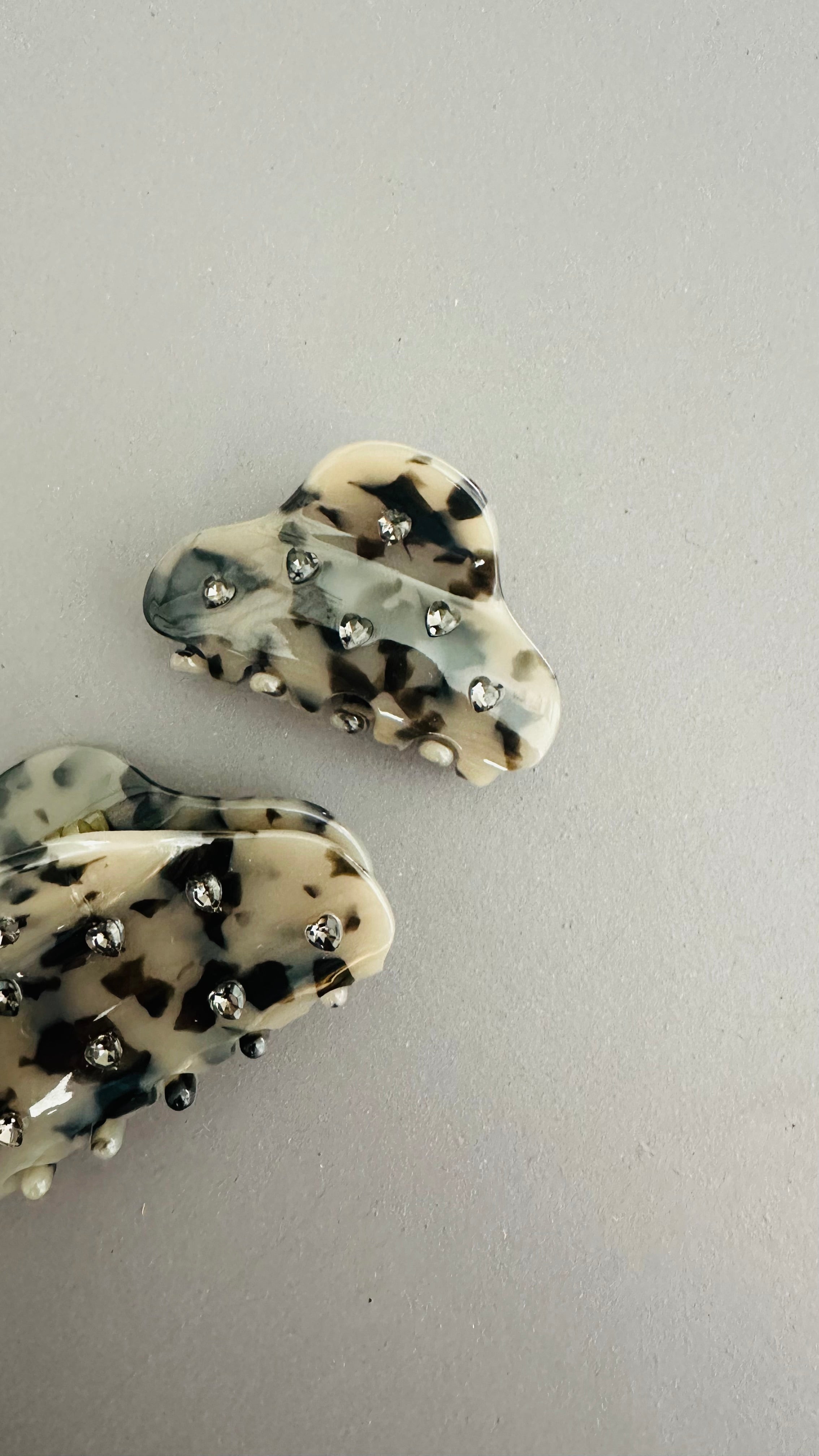 HAARKLAMMER LOVE STONE