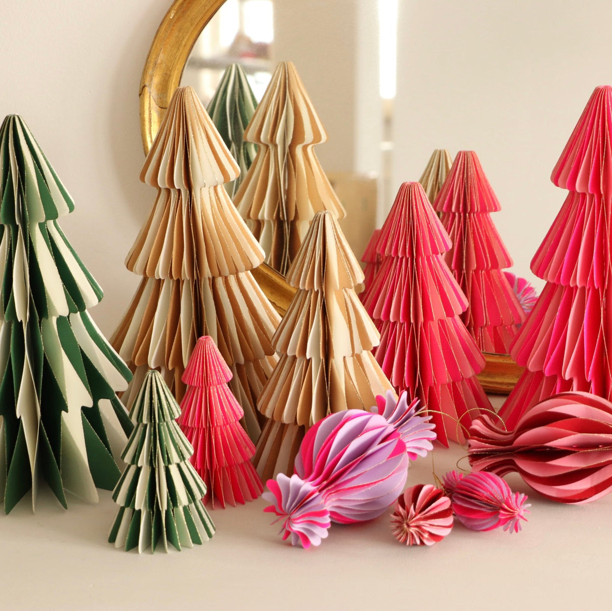 WEIHNACHTSBAUM STREIFEN