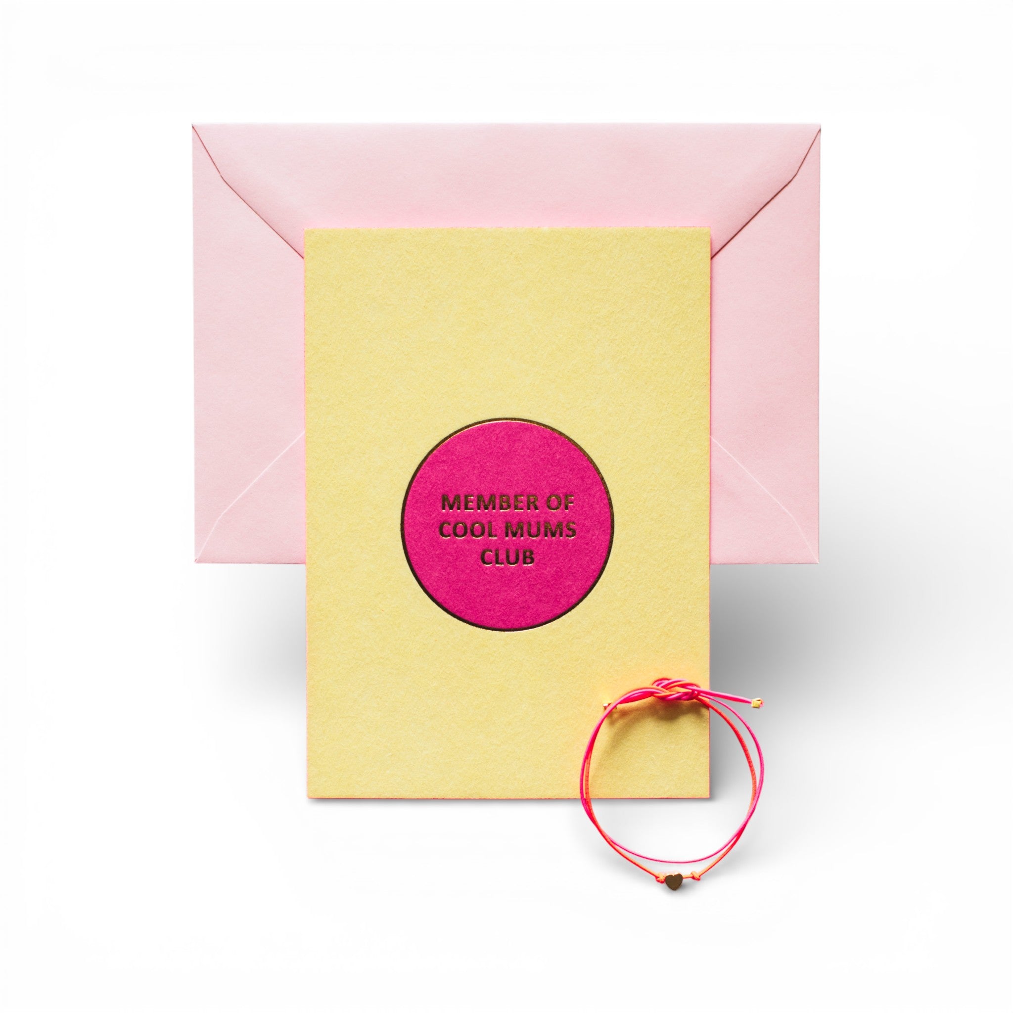 KARTE MIT ARMBAND: MEMBER OF COOL MUMS CLUB